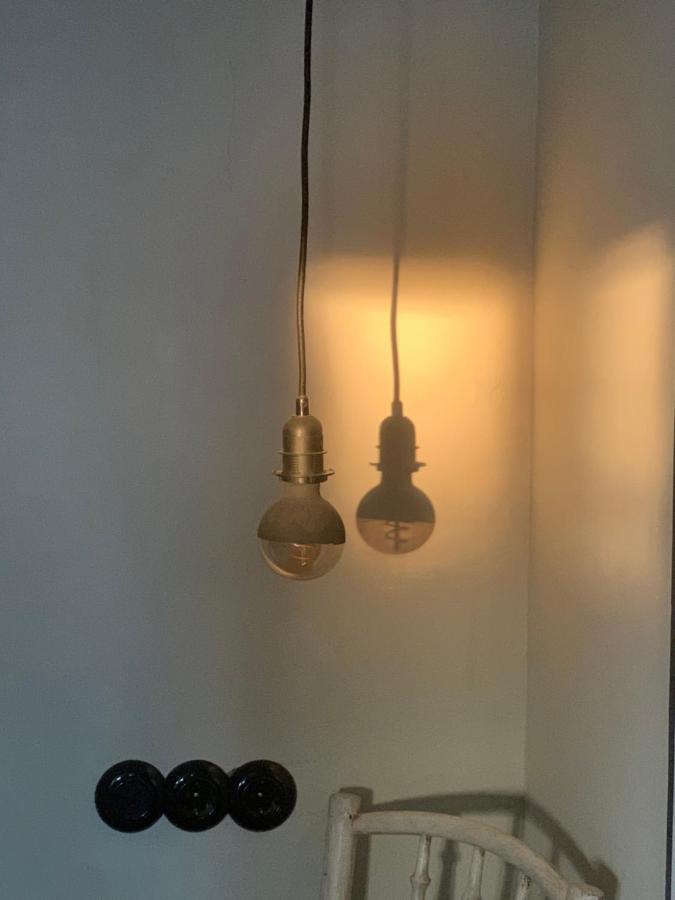 Kisvulkan Nyulontul Mencshely Buitenkant foto